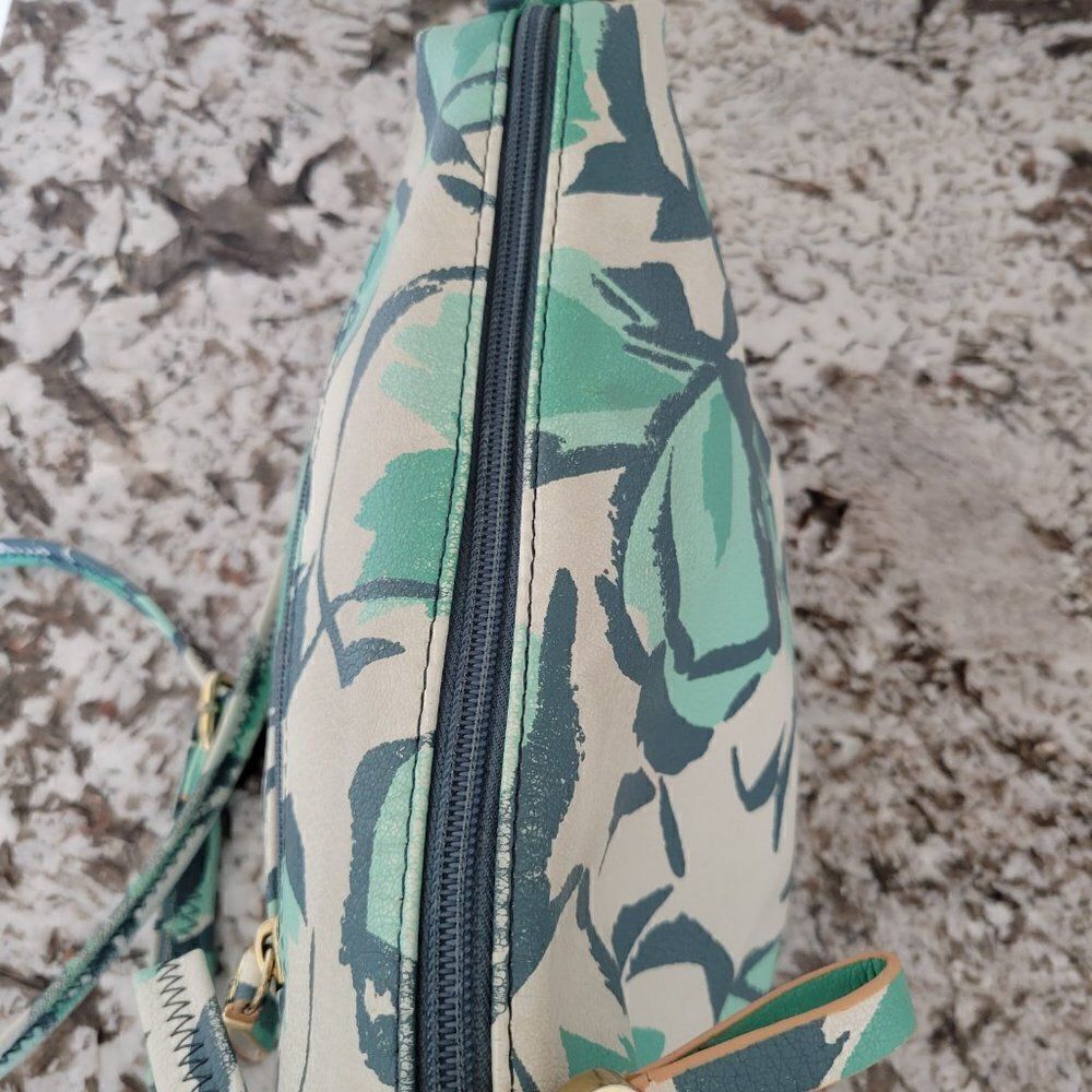 ‎Emma Fox  Crossbody - Picture 8 of 15